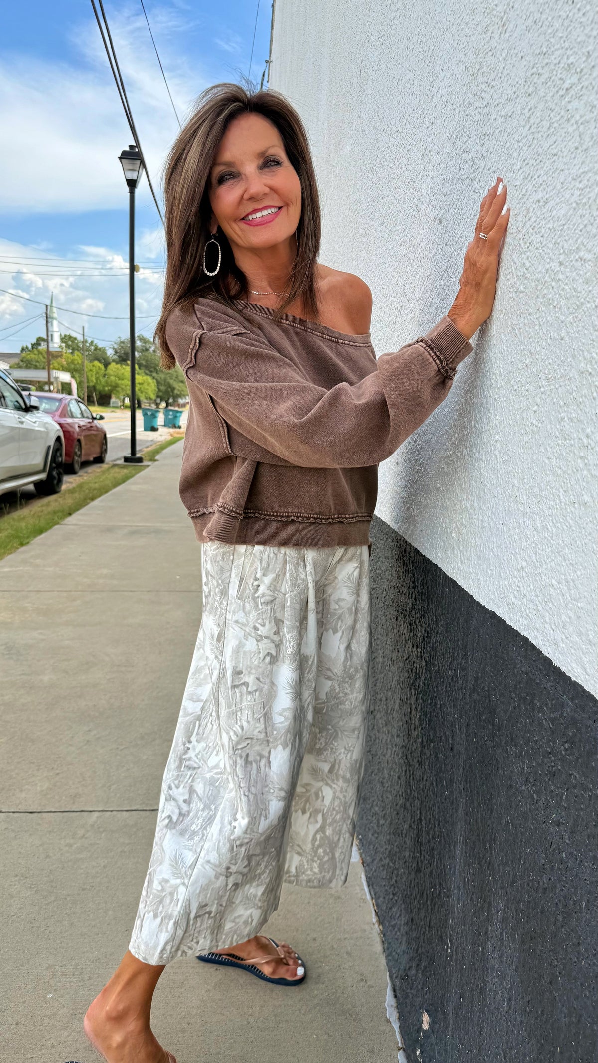 Camo Chameleon Wide-Leg Crop Pants