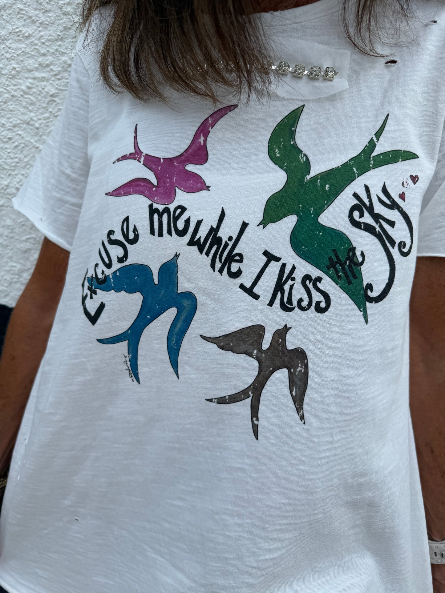 Kiss the Sky Distressed Graphic Tee