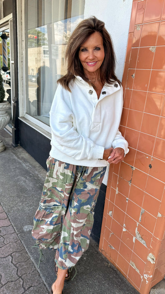 Ivory Snap Pullover Sweatshirt