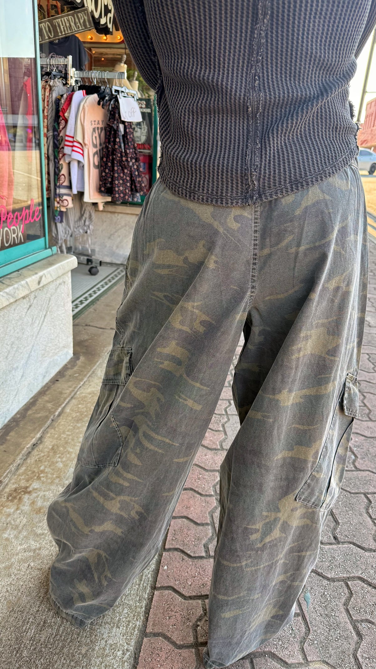 Camo Low Rise Carpenter Pants
