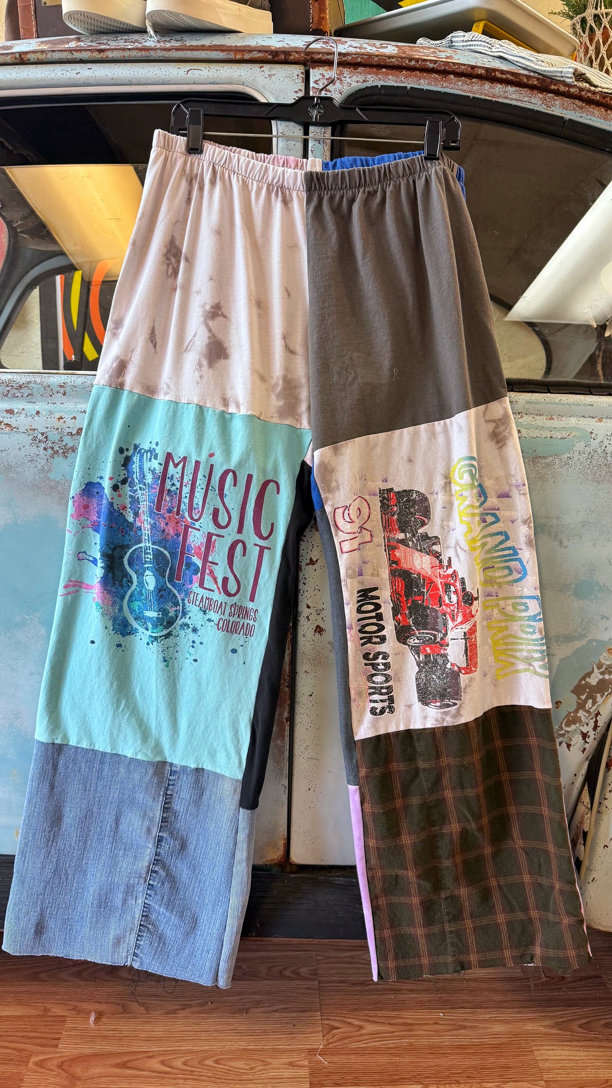Vintage T Shirt Pants: Music Fest