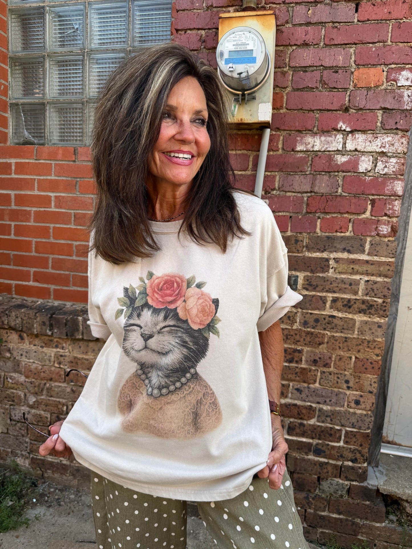 Pretty Kitty Vintage Graphic Tee