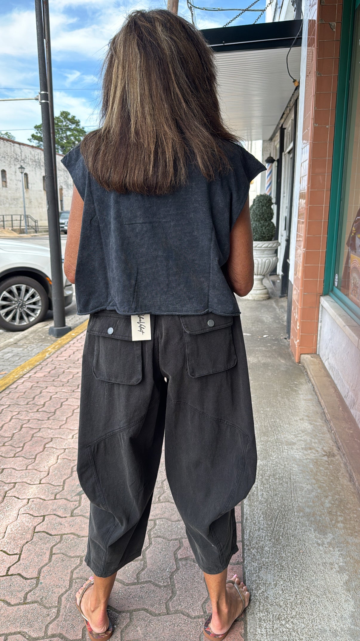 Daydreamer Nowhere Fast Cropped Graphic Tee